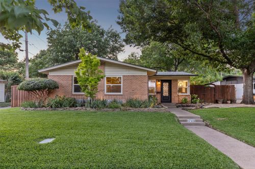 9705 Ash Creek Dr, Dallas, TX, 75228-3601 | Card Image