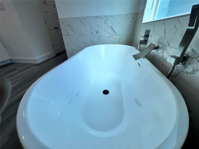 801 Woodard St, House other with 3 bedrooms, 2 bathrooms and null parking in Houston TX | Image 30