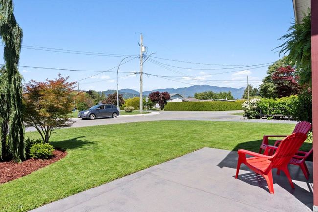 7420 Leary Crescent, House other with 3 bedrooms, 2 bathrooms and 12 parking in Chilliwack BC | Image 4