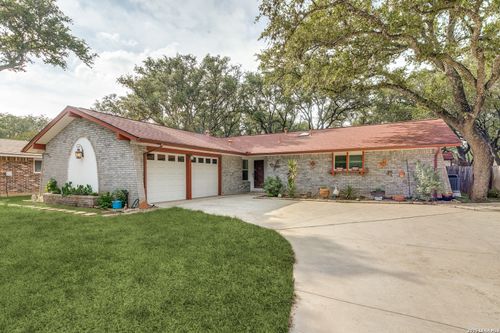 5819 Dean Martin St, San Antonio, TX, 78240-2319 | Card Image