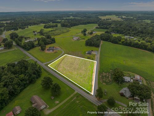 12311 Hazard Rd, Oakboro, NC, 28129-8720 | Card Image