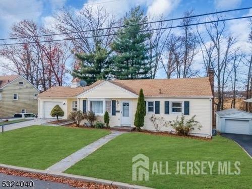 27 6th Avenue, Port Reading, NJ, 07064 | Card Image