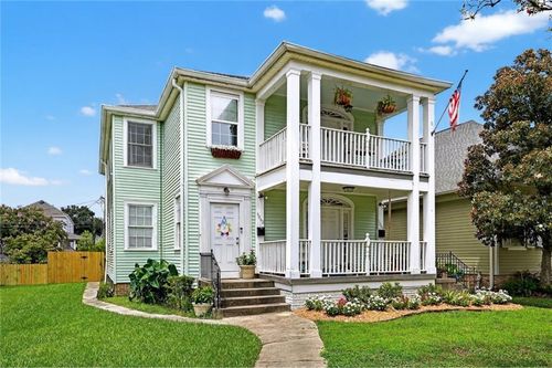 5862 Louis Xiv St, New Orleans, LA, 70124-2807 | Card Image