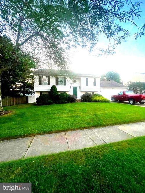6 Shamrock Ave, NEW CASTLE, DE, 19720-4688 | Card Image