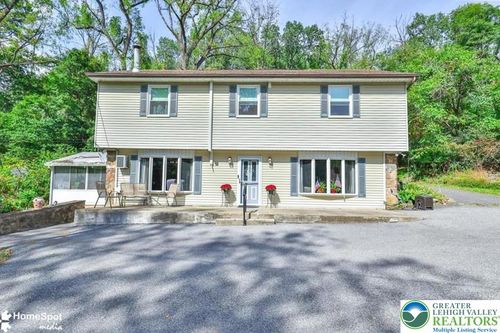 445 Morvale Rd, Williams Twp, PA, 18042-6844 | Card Image