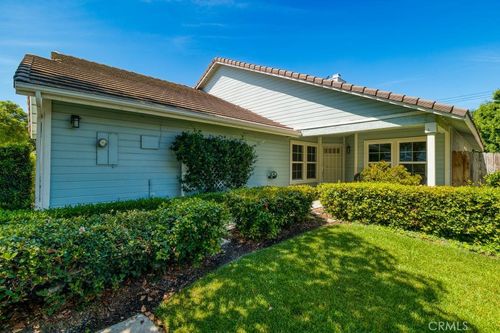 18-2720 E Walnut Ave, Orange, CA, 92867-7383 | Card Image