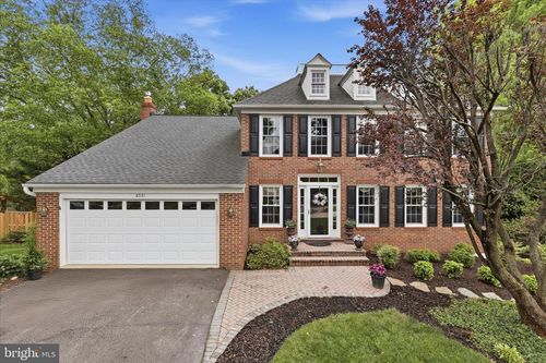 8521 Century Oak Ct, FAIRFAX STATION, VA, 22039-3343 | Card Image