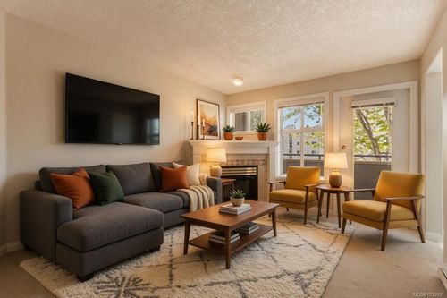 204-1580 Christmas Ave, Victoria, BC, V8P2X2 | Card Image
