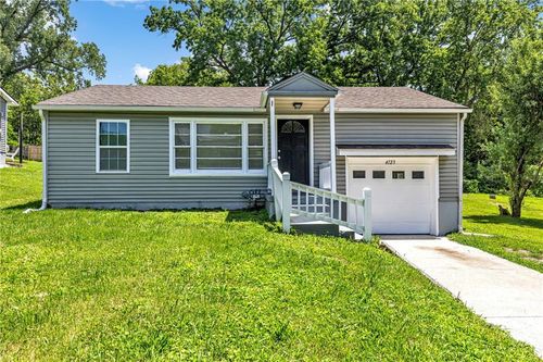 4123 N Cleveland Ave, Kansas City, MO, 64117-1728 | Card Image