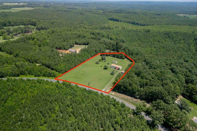 7026 Midway Rd, House other with 3 bedrooms, 2 bathrooms and null parking in Phenix VA | Image 37
