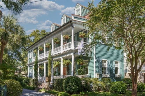 66 Warren St, Charleston, SC, 29403-6577 | Card Image