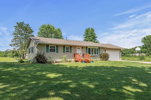 7635 165th Ave Ne, Columbus, MN, 55025-8802 | Card Image