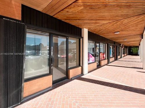 8275-8275 Sw 124th St, Pinecrest, FL, 33156-5957 | Card Image