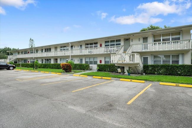 201 Kent L, Condo with 1 bedrooms, 2 bathrooms and null parking in West Palm Beach FL | Image 14