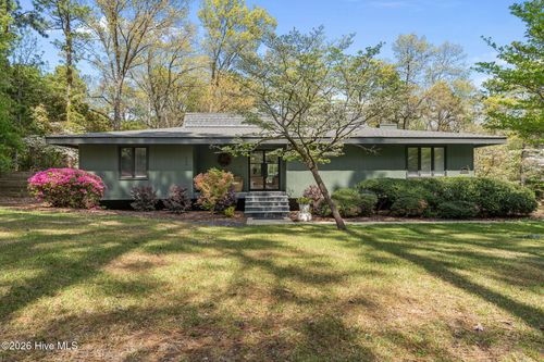 240 Maples Rd, Southern Pines, NC, 28387-6732 | Card Image