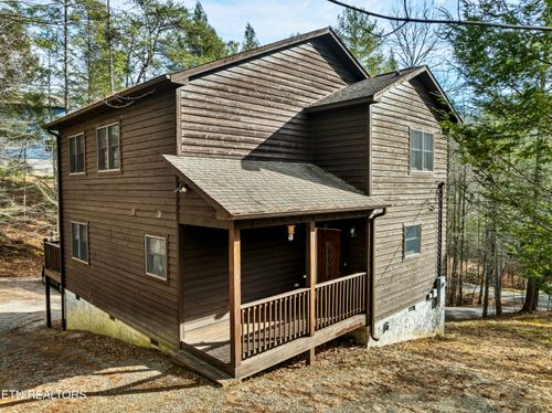 319 Rainbow Cir, Townsend, TN, 37882-3658 | Card Image