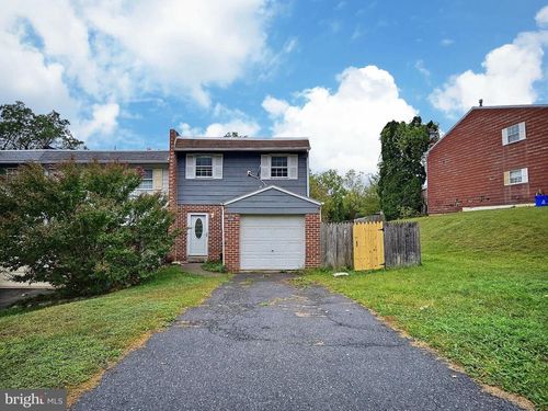 1213 Deer Run, READING, PA, 19606-1130 | Card Image