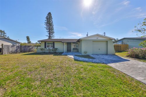 6025 Florida Cir S, APOLLO BEACH, FL, 33572-2562 | Card Image