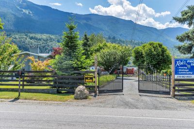 52484 Yale Rd, House other with 5 bedrooms, 2 bathrooms and 8 parking in Rosedale BC | Image 1