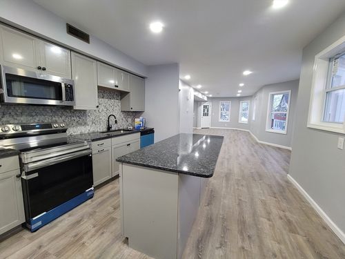 2-166 Northampton Ave, Springfield, MA, 01108 | Card Image