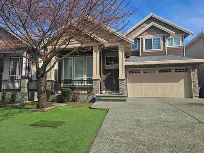 7072 144b St, House other with 7 bedrooms, 6 bathrooms and 6 parking in Surrey BC | Image 2