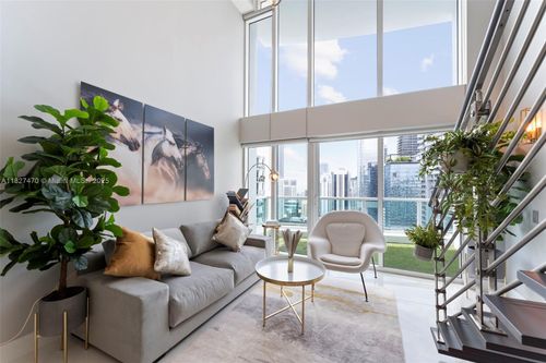 apt-2306-41 Se 5th St, Miami, FL, 33131-2550 | Card Image