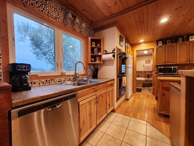 27998 Us Hwy 14 E, Home with 3 bedrooms, 1 bathrooms and null parking in RICHLAND CENTER WI | Image 12