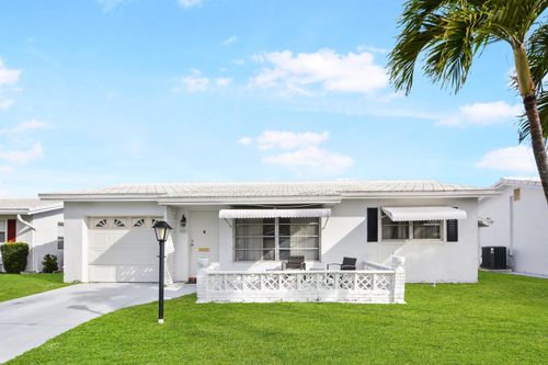 1005 Siesta Ave, Boynton Beach, FL, 33426-4365 | Card Image