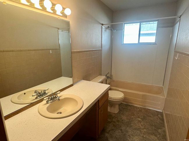 100 N Walnut St, House other with 2 bedrooms, 1 bathrooms and null parking in Delphi IN | Image 22