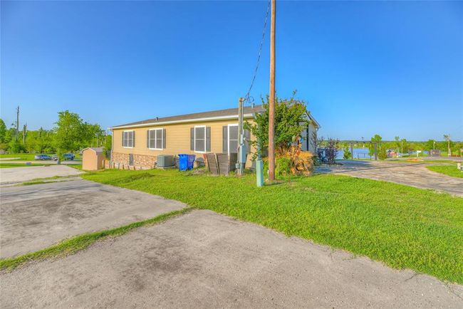 121 Read Oak, House other with 4 bedrooms, 3 bathrooms and 1 parking in Onalaska TX | Image 37