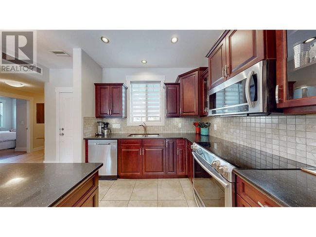 77 - 6823 Tucelnuit Dr, House other with 2 bedrooms, 2 bathrooms and 4 parking in Oliver BC | Image 6