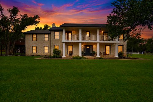 2204 Walsh Dr, Round Rock, TX, 78681-1400 | Card Image