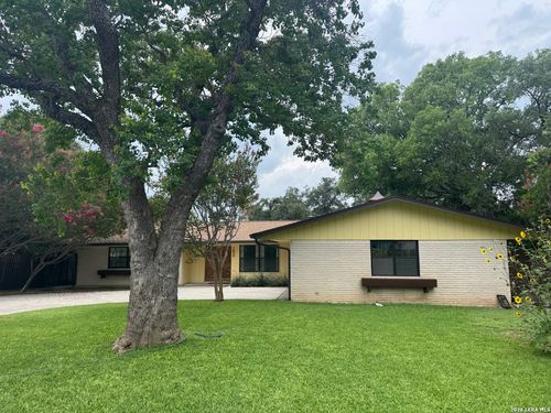 153 Trillium Ln, Castle Hills, TX, 78213-2514 | Card Image