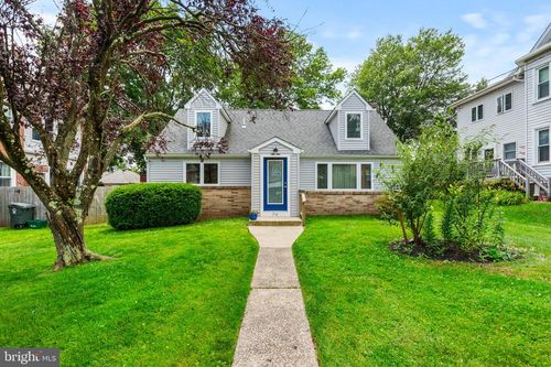 516 Vine St, PERKASIE, PA, 18944-1449 | Card Image