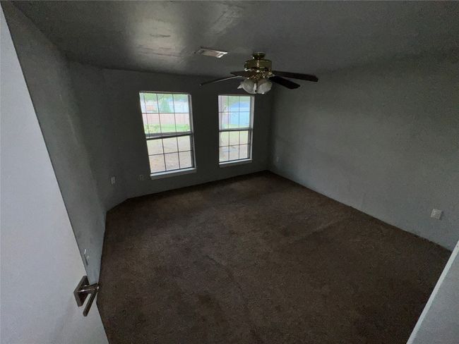 A - 1102 Minnie Dr, Home with 2 bedrooms, 1 bathrooms and 2 parking in Austin TX | Image 8
