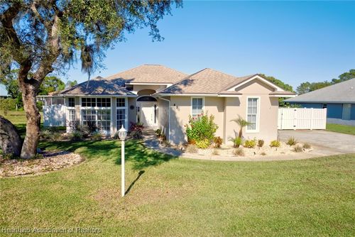 420 Maravilla Ave, Sebring, FL, 33875-5738 | Card Image