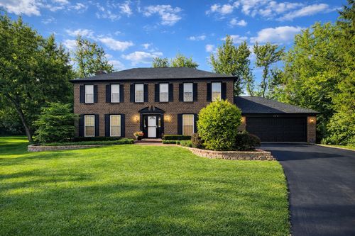 175 Hilltop Ave, Barrington, IL, 60010-3402 | Card Image