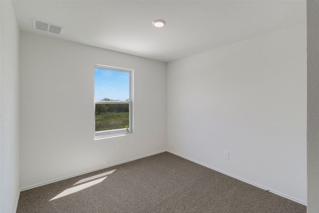 175 Safflower Dr, House other with 3 bedrooms, 3 bathrooms and null parking in Uhland TX | Image 17