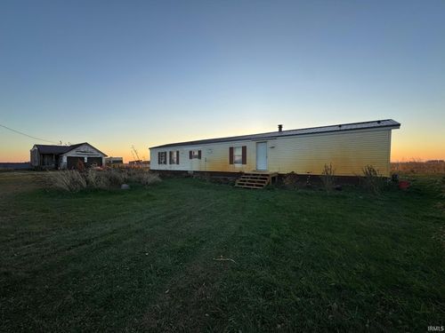 8686 1100, Kewanna, IN, 46939-8664 | Card Image