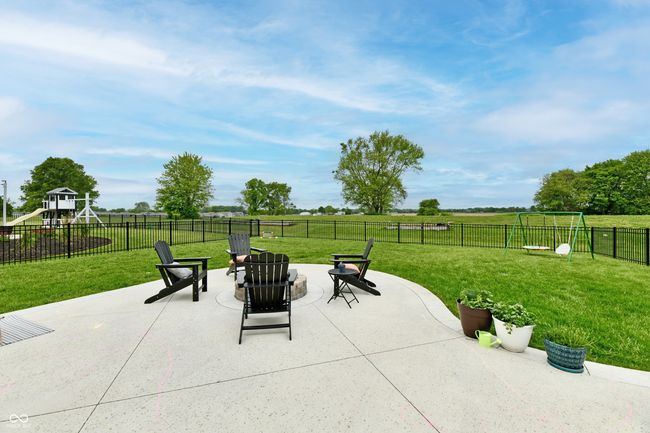 Back yard | Image 68