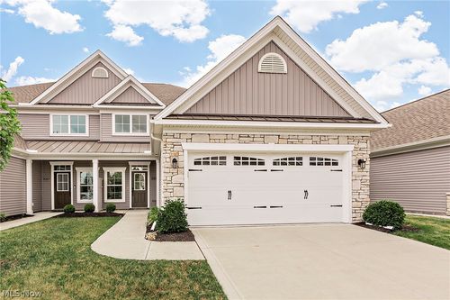 5059 Shepherds Gln, Willoughby, OH, 44094-3387 | Card Image