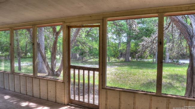 154 Weston Rd, House other with 1 bedrooms, 1 bathrooms and null parking in Leakey TX | Image 34