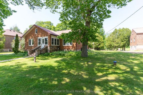 2596 Honey Harbour Rd, Honey Harbour, ON, P0E1E0 | Card Image