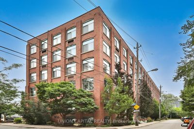 501 - 24 Noble St, Condo with 1 bedrooms, 1 bathrooms and 1 parking in Toronto ON | Image 2