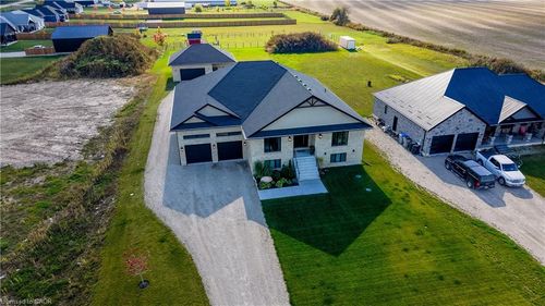 43711 Adelaide St, Brussels, ON, N0G1H0 | Card Image