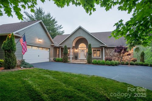214 River Knoll Dr, Jefferson, NC, 28640-9392 | Card Image