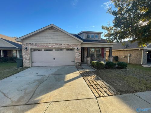 709 Oak Cove Ln Nw, Madison, AL, 35757-7955 | Card Image