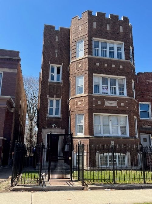 apt-2-7804 S Burnham Ave, Chicago, IL, 60649-5297 | Card Image