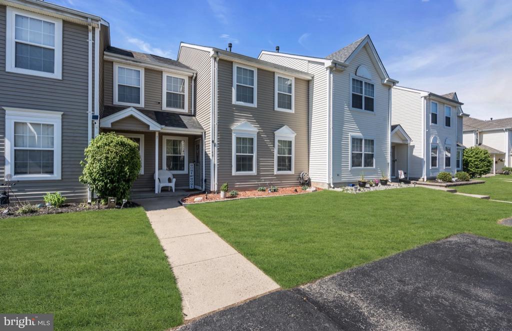 Residential in WESTAMPTON 2