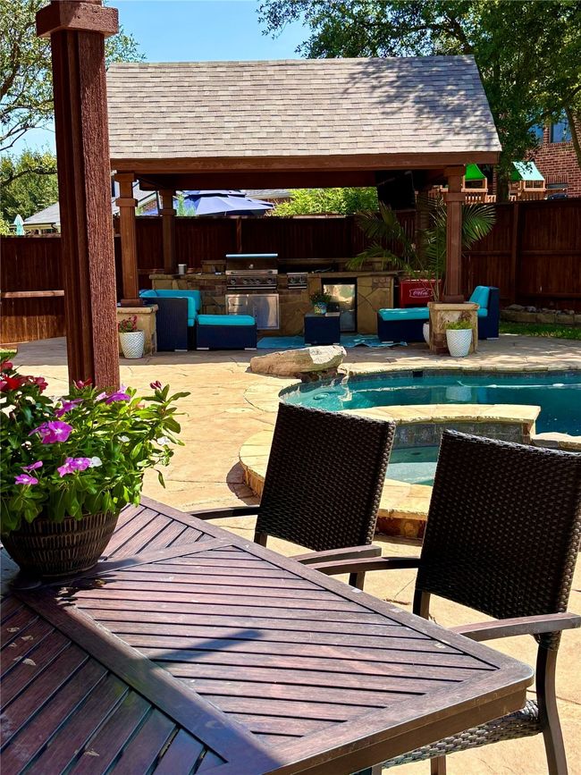 9135 Parson Dr, House other with 5 bedrooms, 4 bathrooms and null parking in Lantana TX | Image 21